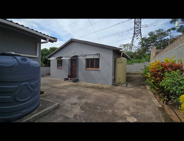 5 BEDROOM HOUSE FOR SALE IN SHALLCROSS